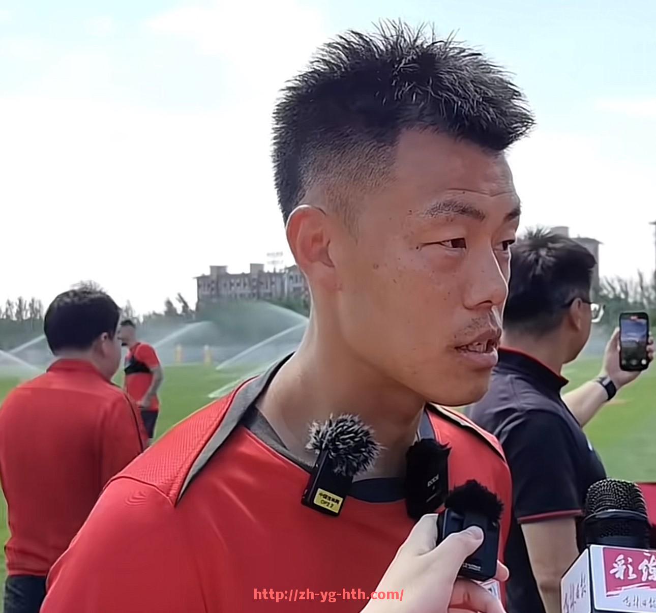 华体会hth-英超历史上的“胖”球员技术能力对比